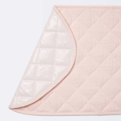 Muslin Changing Pad Liner - Cloud Island™ Light Pink - 2pk 4 Muslin Changing Pad Liner - Cloud Island™ Light Pink - 2pk - Image 2