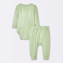 Baby 2pc Neutral Pointelle Top & Bottom Set - Cloud Island™ Green