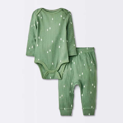 Baby Boys' 2pc Wide Ribbed Top & Bottom Set - Cloud Island™ Green 6 Baby Boys' 2pc Wide Ribbed Top & Bottom Set - Cloud Island™ Green - Image 4